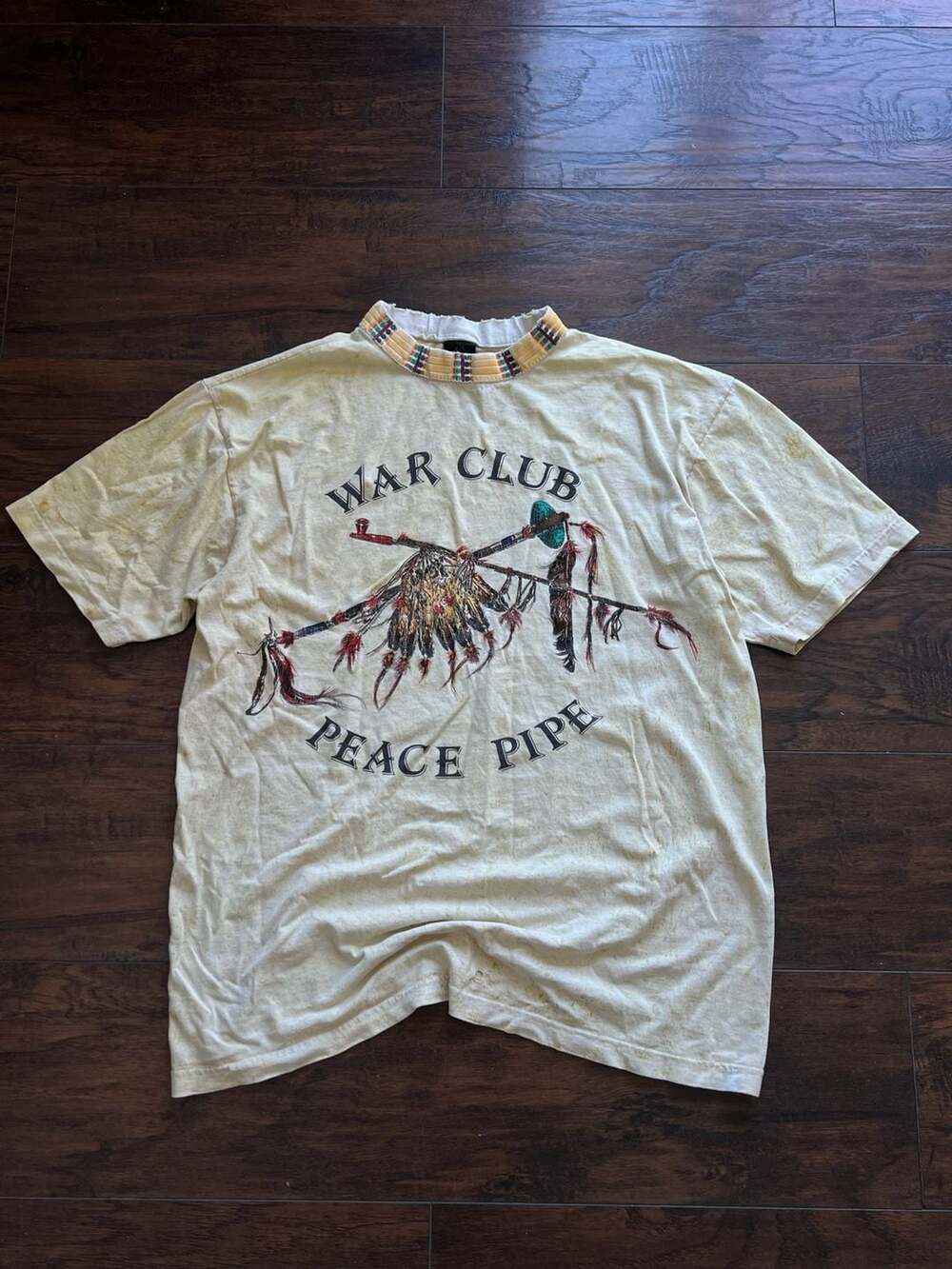Vintage Factory Artwear War Club Peace Pipe Graphic Mock Neck T-Shirt Size L